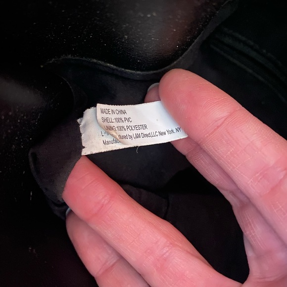 Classy black with gold purse - Picture 3 of 5